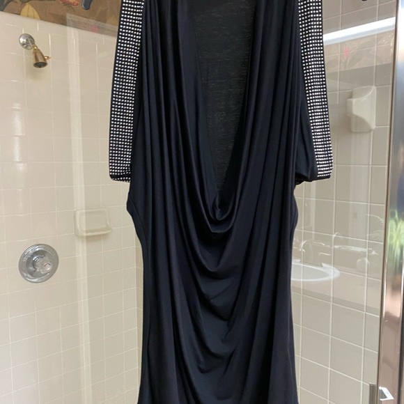 NEW BeBe Embellished Top - Picture 3 of 4